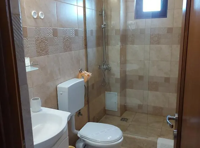 Guest house Casa Iv 4*